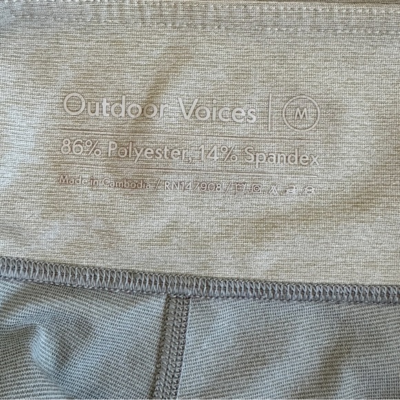 Outdoor Voices colockblocl leggings in light green, pink and yellow in Medium - Picture 2 of 3